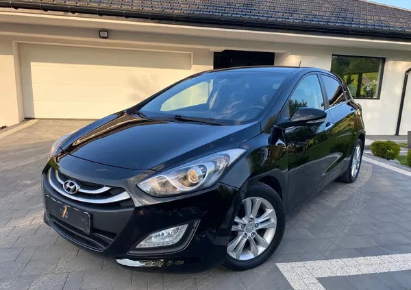 hyundai i30 pruszcz gdański Hyundai I30 cena 33900 przebieg: 225000, rok produkcji 2012 z Pruszcz Gdański